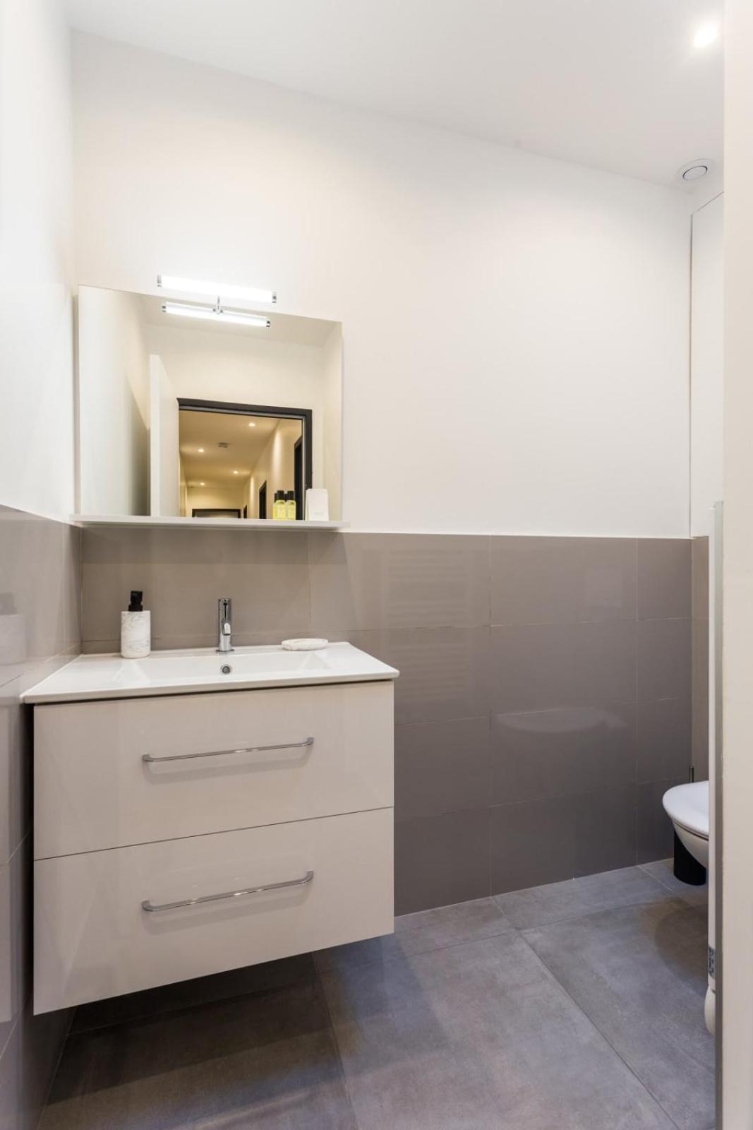 Elegance And Confort - 2Br-4P - Champs Elysees 巴黎 外观 照片